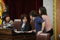 Podemos acusa a Ana Pastor de "secuestrar" el Congreso por "diferir" el debate de la moción de censura