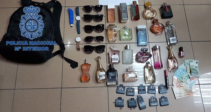 Hurtos perfumes en Oviedo