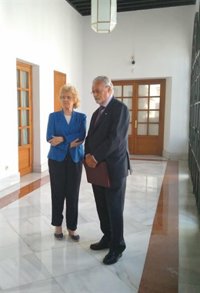 Las Defensorías coordinan con agentes sociales una norma para solucionar situaciones de madres y niños víctimas de trata