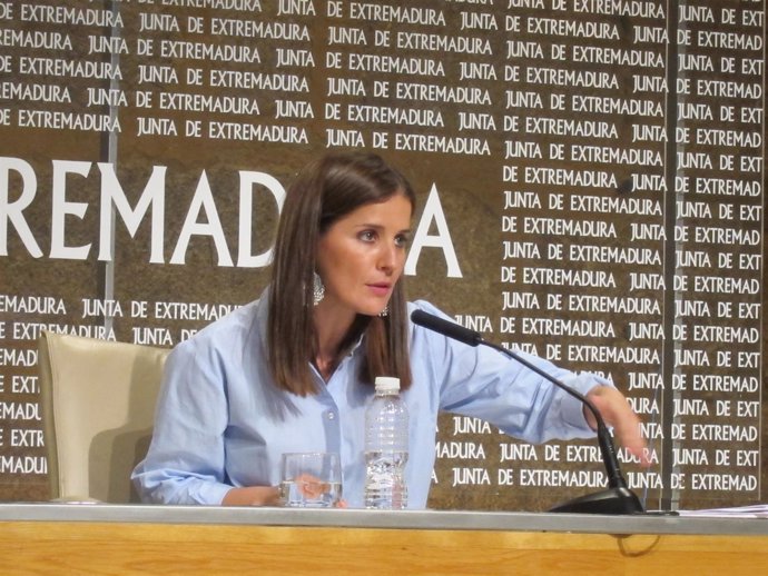 Isabel Gil Rosiña                       