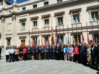 El Senado guarda un minuto de silencio por las víctimas del atentado de Manchester