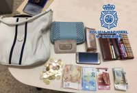 Detenido en Tenerife por robar un bolso con diversos efectos valorados en 2.500 euros