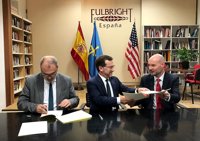 Educación firma un convenio con la Comisión Fulbright para incorporar a once auxiliares de conversación de inglés