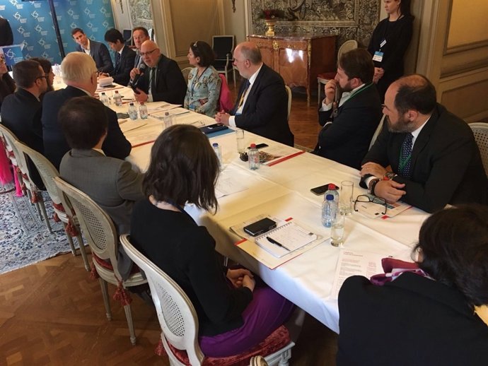 Reunió de l'conseller J.Baiget amb multinacionals a Brussel·les