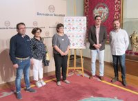 Cerca de 30 artesanos acuden a la VII Feria Arteresma de Pedrajas (Valladolid)