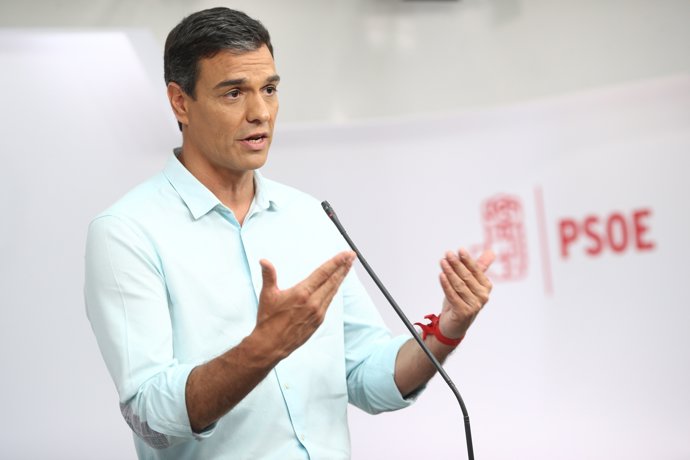 Pedro Sánchez tras el debate con los candidatos a liderar el PSOE