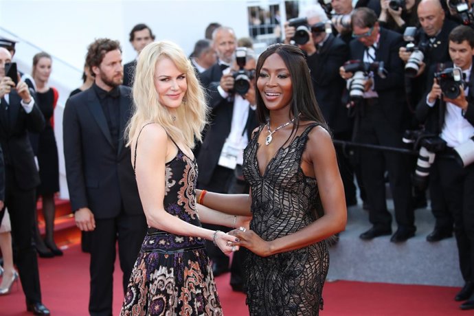 NICOLE KIDMAN Y NAOMI CAMPBELL
