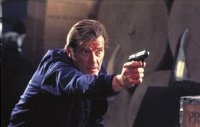 Los otros James Bond rinden tributo a Roger Moore: "Nadie lo hizo mejor"