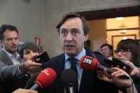 Hernando (PP) acusa a Iglesias de intentar "orientar" a los militantes del PSOE a las "posiciones más radicales"