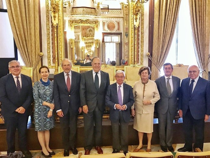 Nueva junta directiva de la Real Academia de Gastronomía