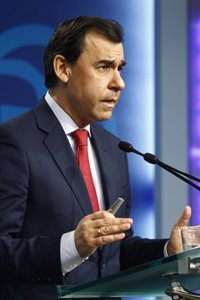 El PP cree que Podemos "no puede dar lecciones" tras la multa a Echenique por pagar en negro a su asistente