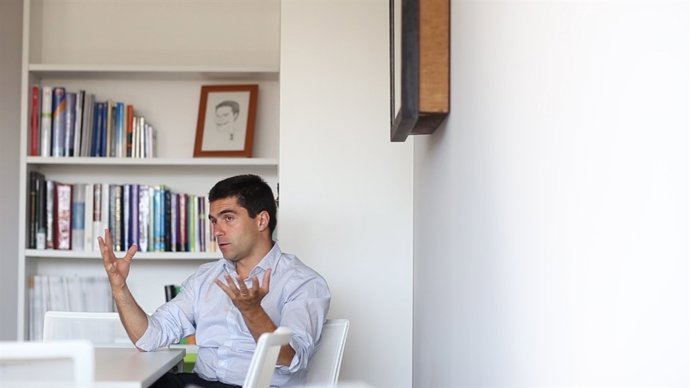 El médico Manuel Murie, profesor de la UPNA