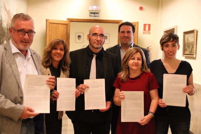 [Grupoeconomia] 39 Senadores Reclaman Investigar Castor + Audio