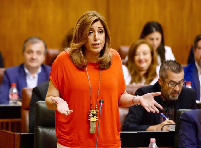 La presidenta de la Junta de Andalucía, Susana Díaz, en el Pleno del Parlamento