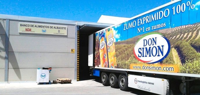 Don Simón destina más de 75.000 litros de zumos a los bancos de alimentos