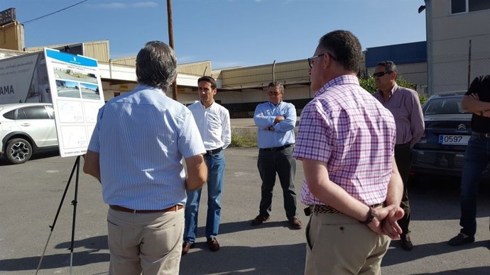 El diputado Óscar Liria ha conocido los proyectos de PPIM de Alhama.