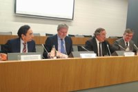 La CEOE pide participar en el diseño de los títulos universitarios