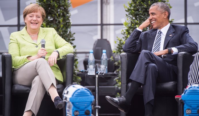 Barack Obama i Angela Merkel en una conferència a Berlín