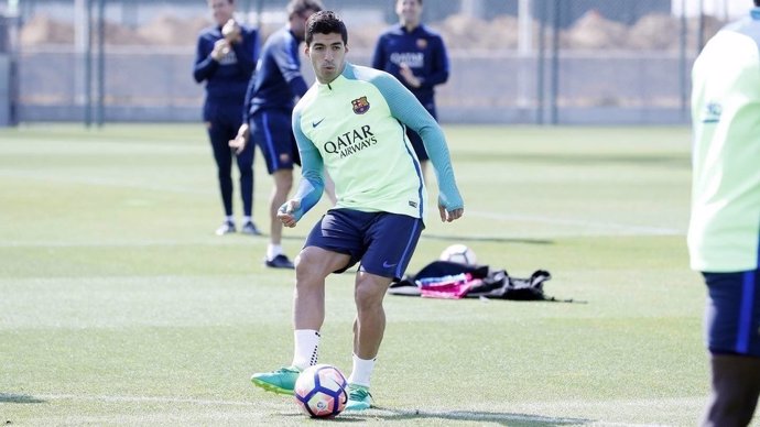 Luis Suárez en un entrenamiento con el FC Barcelona