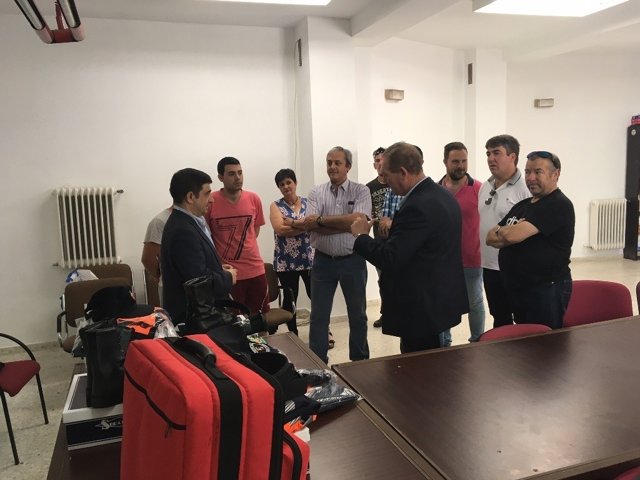 Reyes visita el municipio de Santa Elena