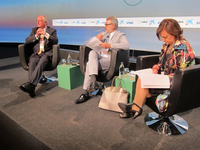 P.Polman (Unilever), M.Puig (Puig), C.Gallach (ONU)