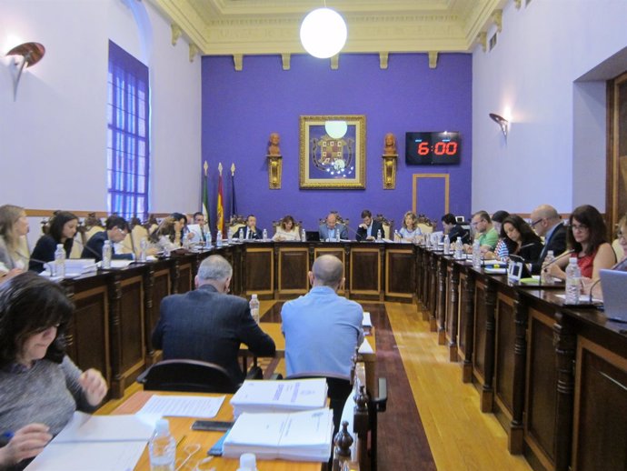 Pleno del Ayuntamiento de Jaén                      
