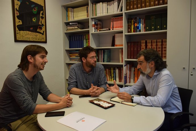 Reunión entre J.Cuixat (Òmnium) y A-D.Fachín (Podem Catalunya)