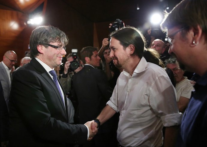 Pablo Iglesias i  Carles Puigdemont
