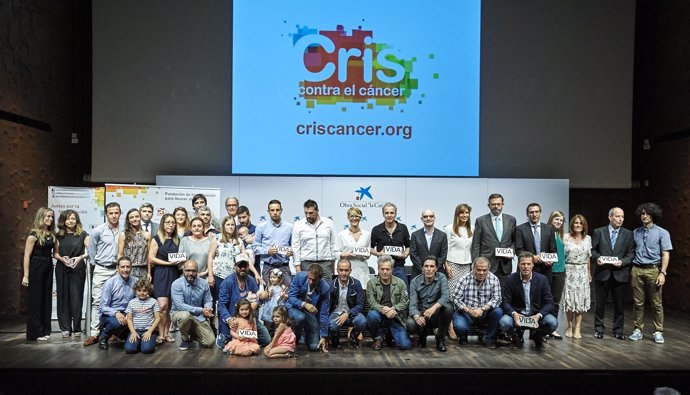 Fundación CRIS reconoce labor empresas, fundaciones y particulares investigación