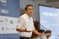 Errejón dice que "la puerta sigue abierta" a un compromiso con el PSOE contra "el Gobierno de la corrupción"