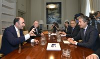 El Gobierno foral estudiará "bien" la propuesta sobre el TAV y valora que Fomento "hable de corredor"