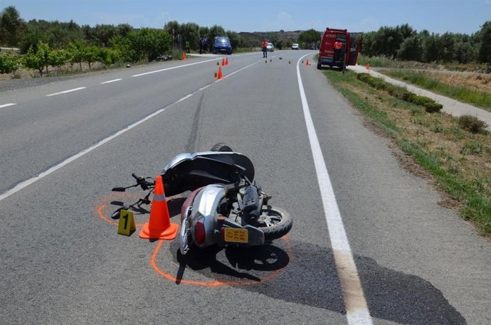 Dos motoristas heridos en una colisión en Ablitas