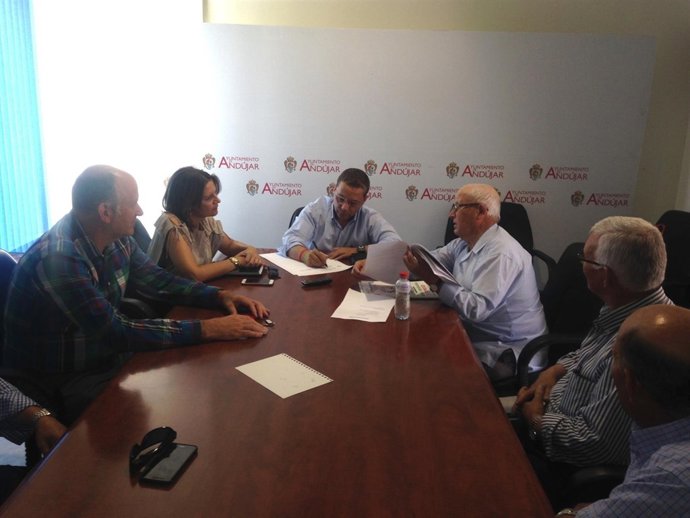 Reunión con la Plataforma de Afectados por las Inundaciones de Andújar.