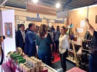 Vara destaca el papel "clave" de las pymes y los autónomos para fijar población en el medio rural