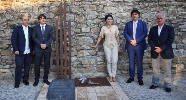 Carles Puigdemont, en la inauguración de una escultura a Lluís Companys