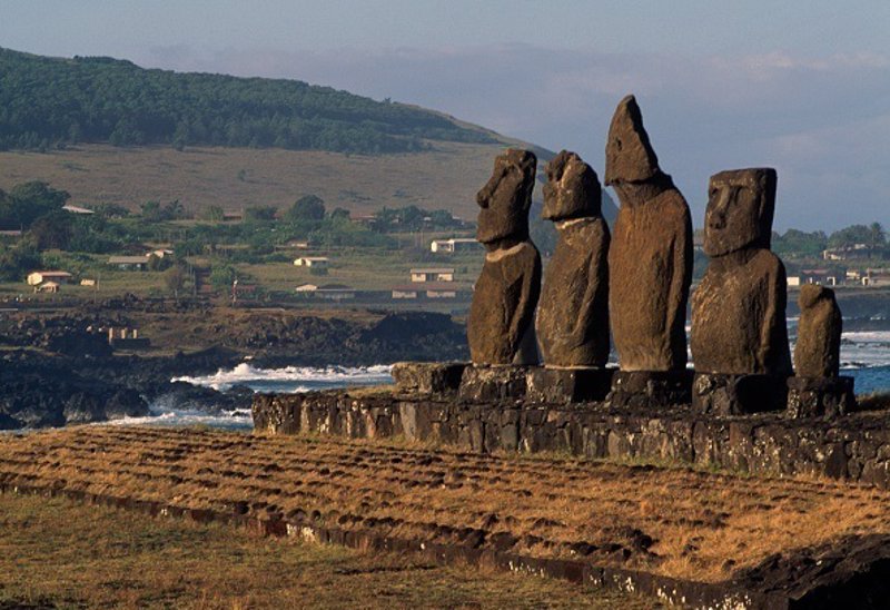 ¿Qué Historia Oculta La Isla De Pascua?