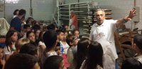 Más de 1.000 alumnos de Mallorca e Ibiza se apuntan a un programa sobre el tejido comercial de su municipio