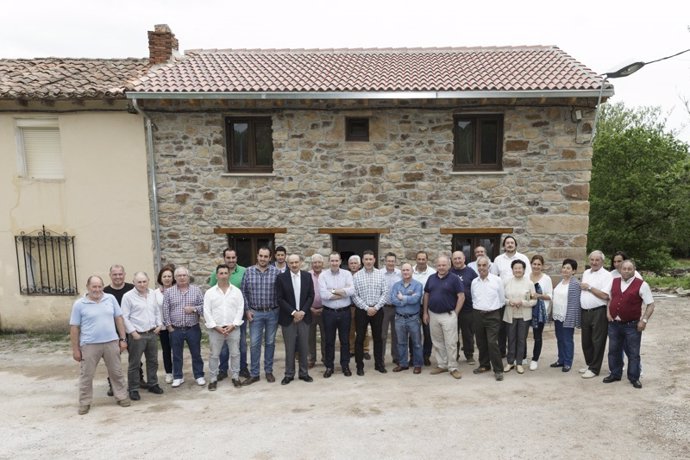 Inauguración de la rehabilitación de la Casa del Pastor en Valdeolea