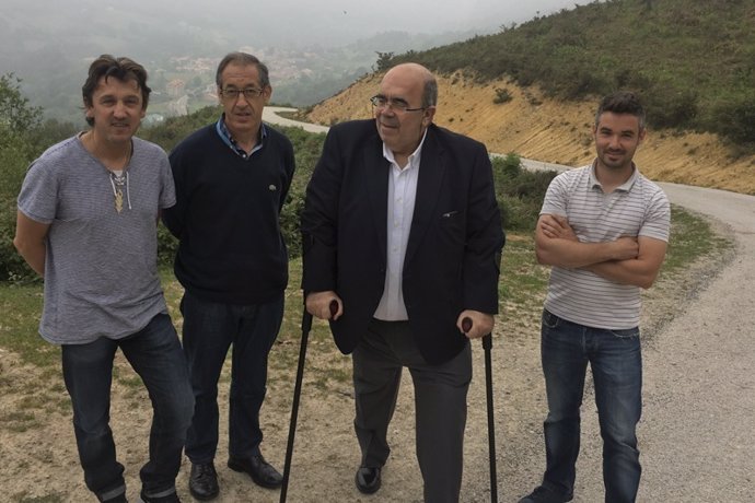 Jesús Oria visita dos mejoras de caminos rurales en Rionansa