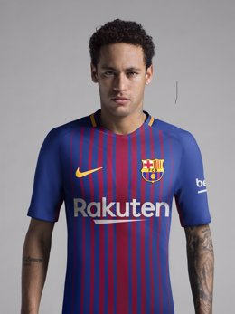 Neymar, amb la samarreta del FC Barcelona 2017-18