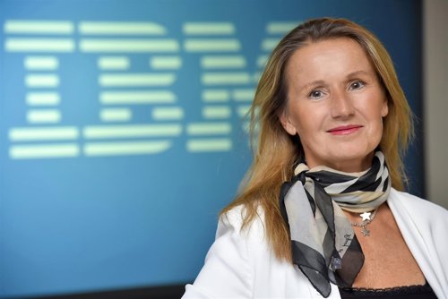 Angel Moreu IBM Cloud españa nube tecnología watson ciberseguridad IA