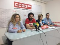 El "tijeretazo" del Gobierno al servicio postal hace peligrar 200 empleos en Correos Cantabria, según UGT y CC.OO