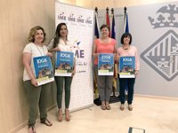 El Parc de la Mar acoge este sábado un taller de yoga solidario