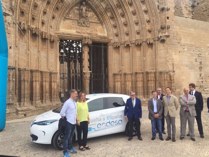 La Volta a Espanya en vehicle elèctric arriba a Lleida
