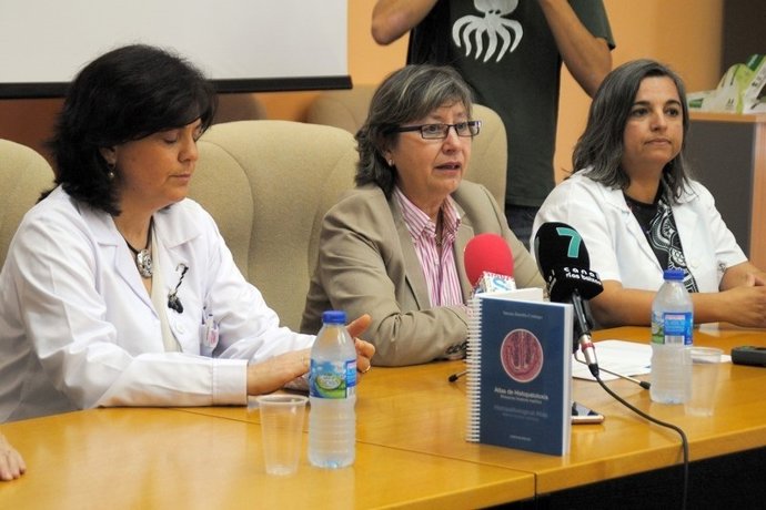 Rosa Quintana en la presentación de una obra de investigación marina