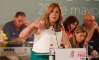 Susana Díaz pide unidad y fortaleza y destaca la "generosidad" del PSOE-A