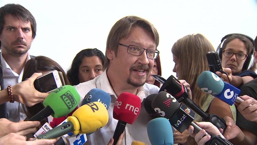 Domènech cree que la reunión sobre el referéndum "no hace fuerte" al soberanismo