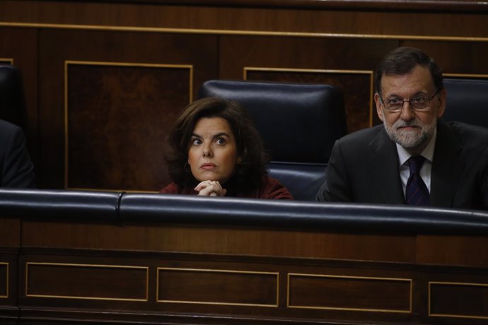 Soraya Sáenz de Santamaría y Mariano Rajoy en el Congreso