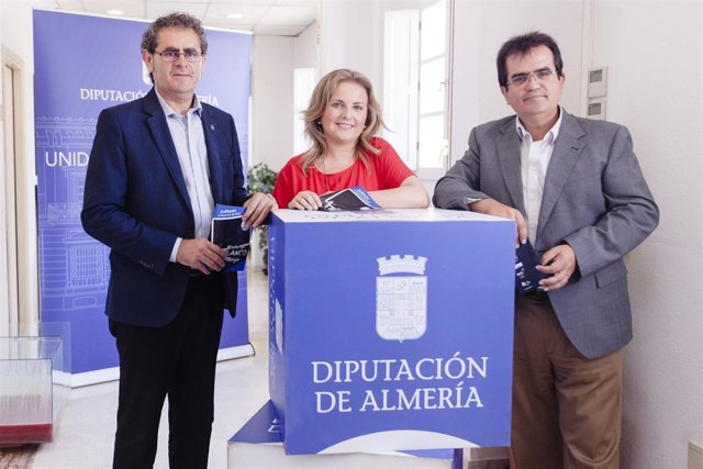 La Diputación colabora con la 'Noche en Blanco' de Berja.
