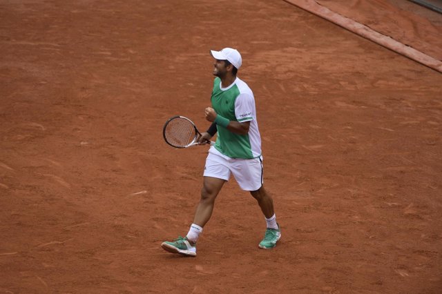 Fernando Verdasco gana en Roland Garros